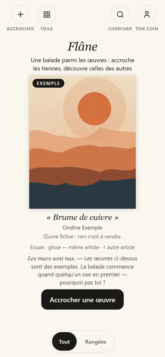 L'écran d'accueil de Flâne : une œuvre d'exemple, « Brume de cuivre », avec les boutons Accrocher, Toile, Chercher et Ton coin.